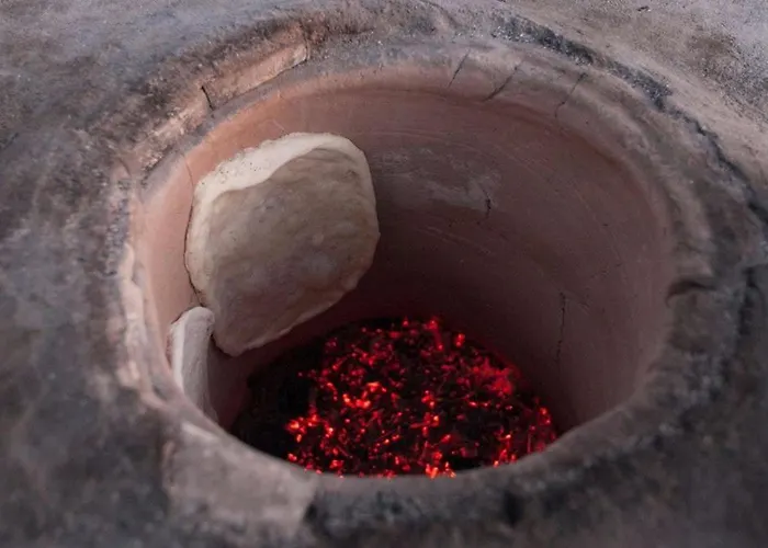 Glaro Garden Hotel 2*