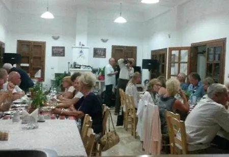 ホテル Glaro Garden 2*