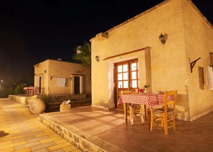 Glaro Garden Hotel Agia Trias